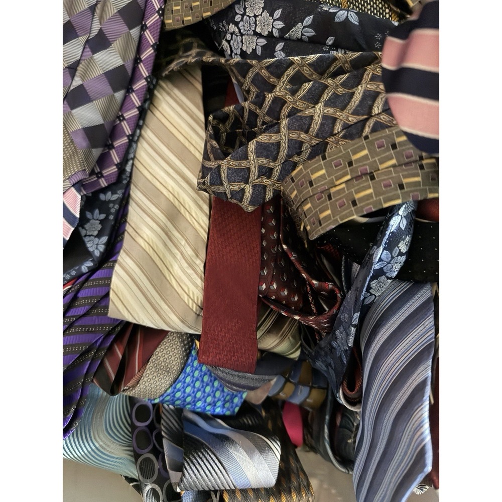 75 PC Mens Neckties LOT Wholesale Bulk Collectors Resell Ties Crafts Cutter DIY - Picture 3 of 7